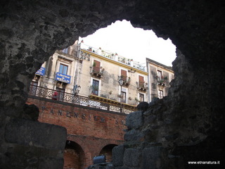 fiteatro romano Catania25-11-2012 09-52-45